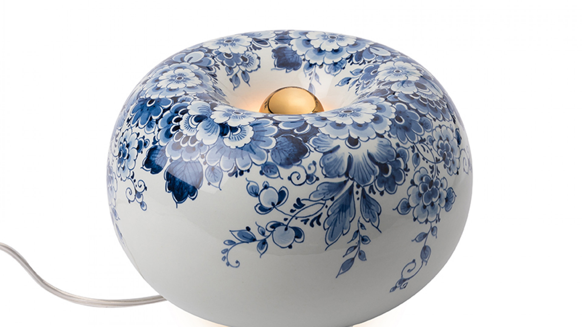 Blu Halo is een nieuwe lamp van Heinen Delfts Blauw. » Heinen Delfts Blauw